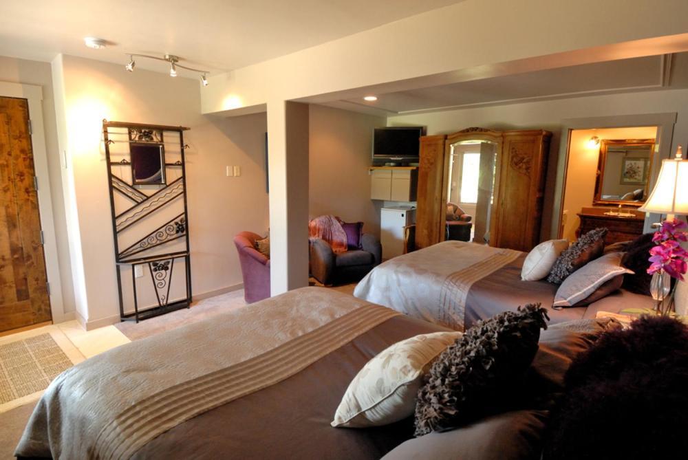 Swan River Inn Bigfork Rum bild